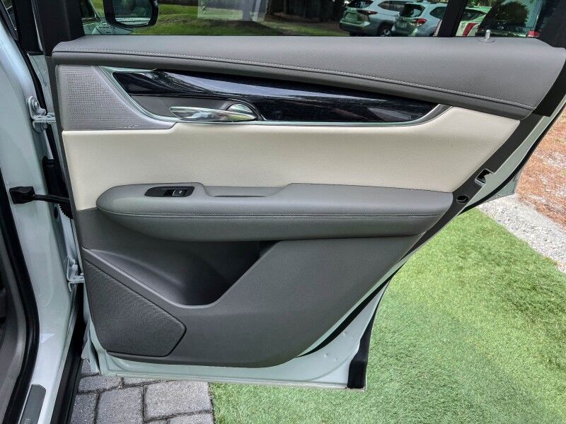 2023 Cadillac XT6 AWD Premium Luxury Wilmington NC