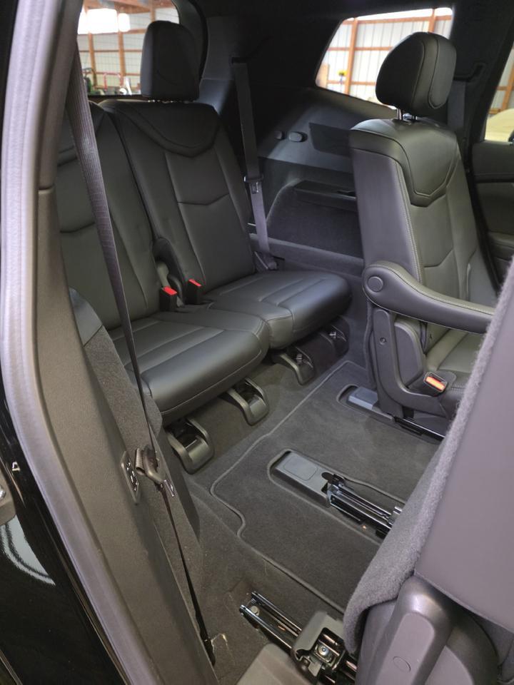 2023 Cadillac XT6 AWD Sport Sand Lake NY