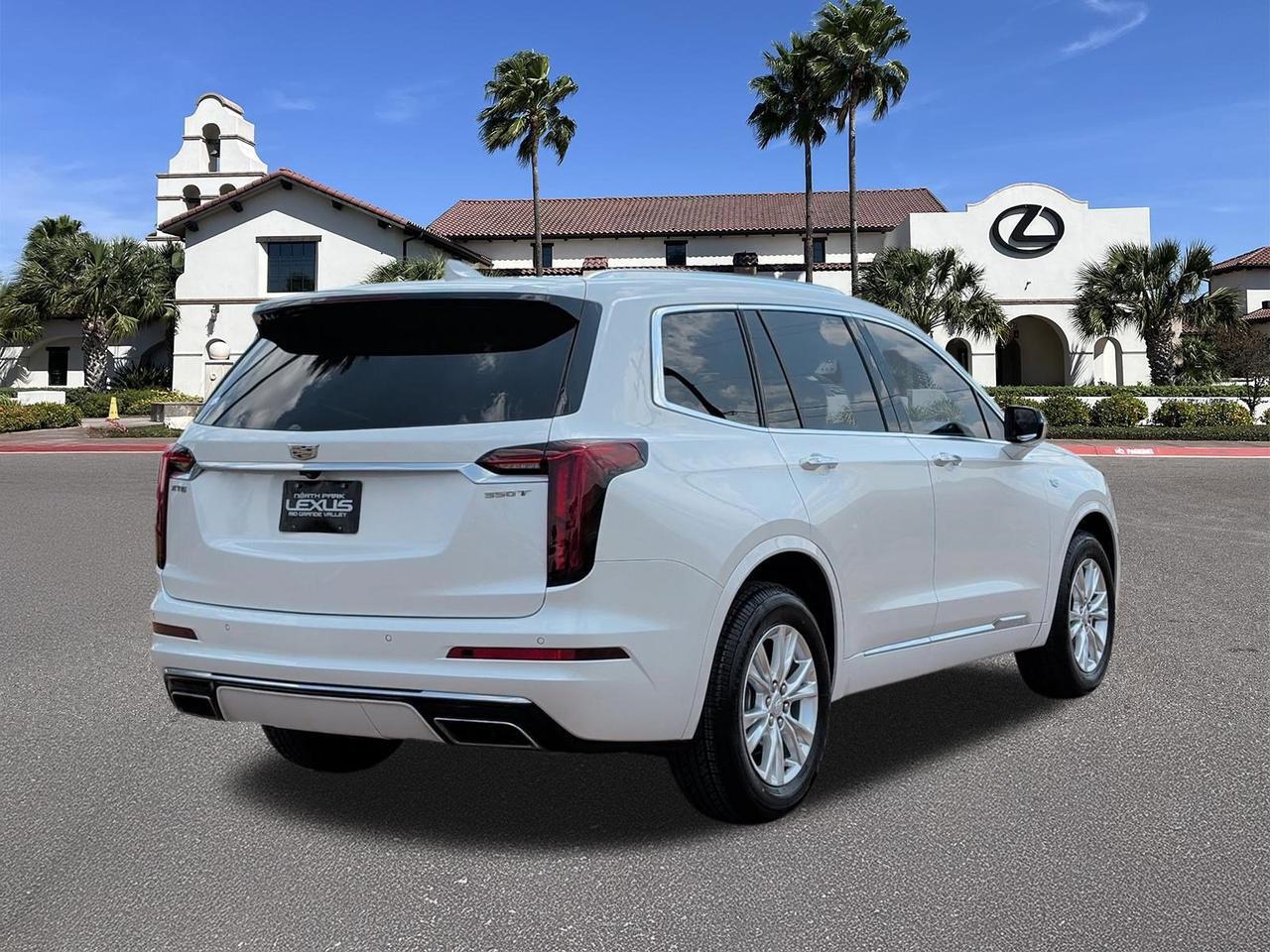 2023 Cadillac XT6 FWD Luxury