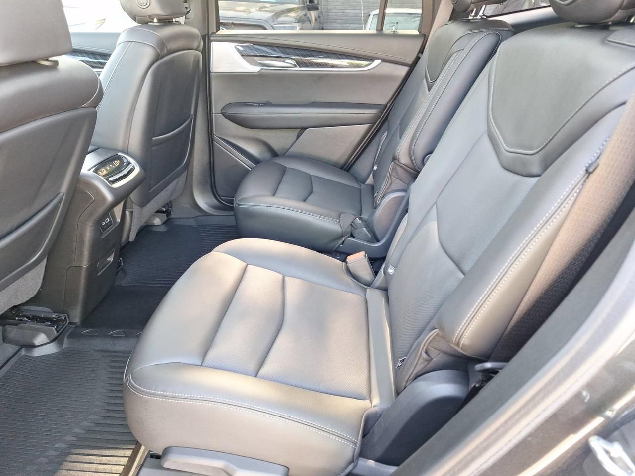 2023 Cadillac XT6 FWD Premium Luxury Hurst TX