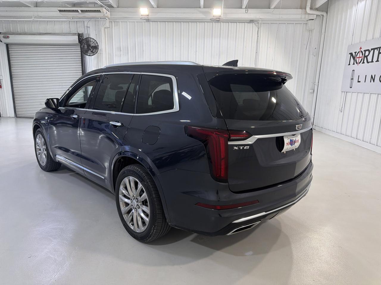 2023 Cadillac XT6 FWD Premium Luxury