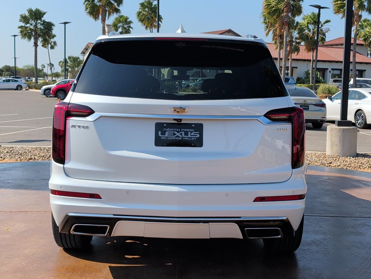 2023 Cadillac XT6 FWD Premium Luxury