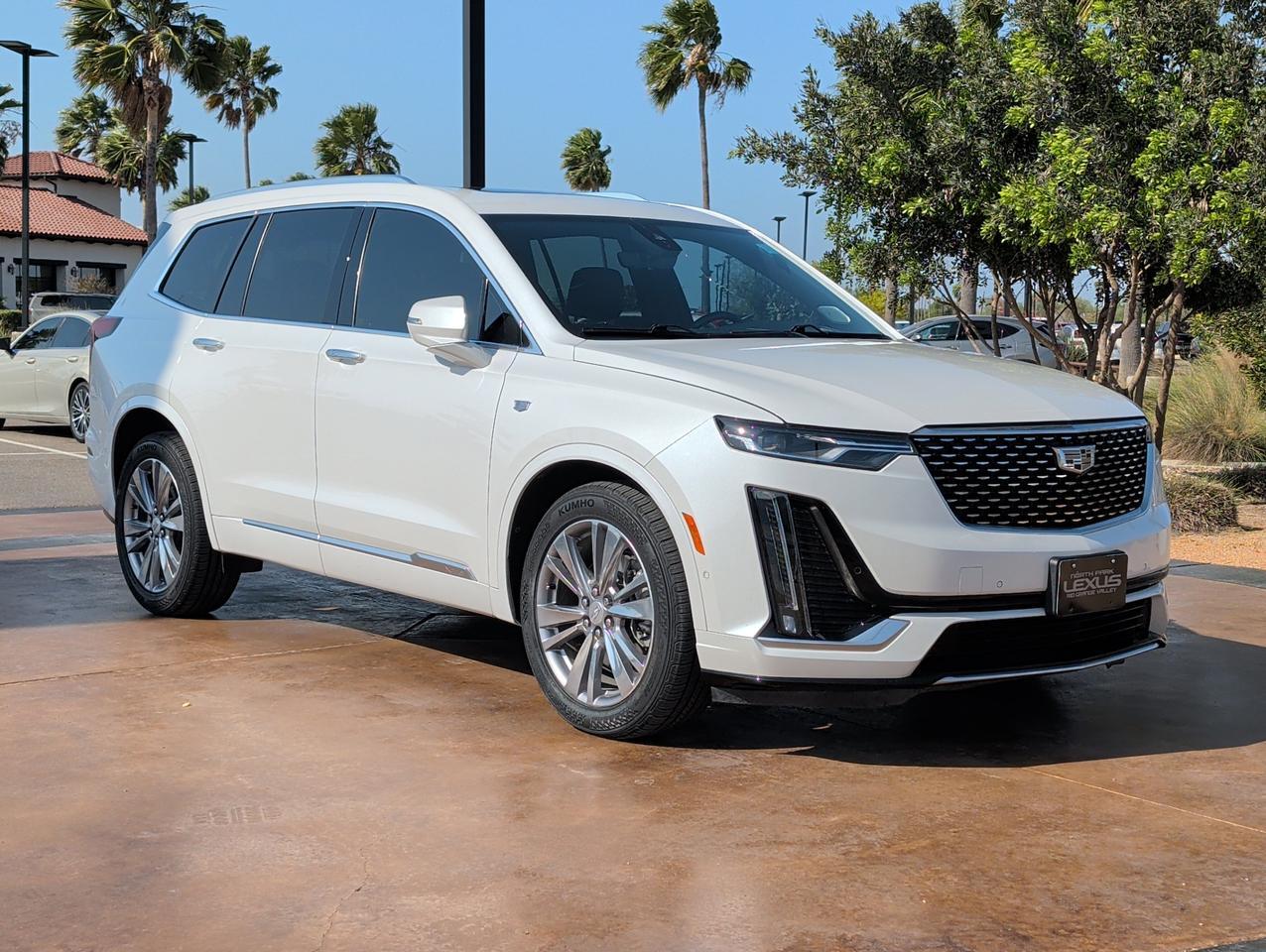 2023 Cadillac XT6 FWD Premium Luxury