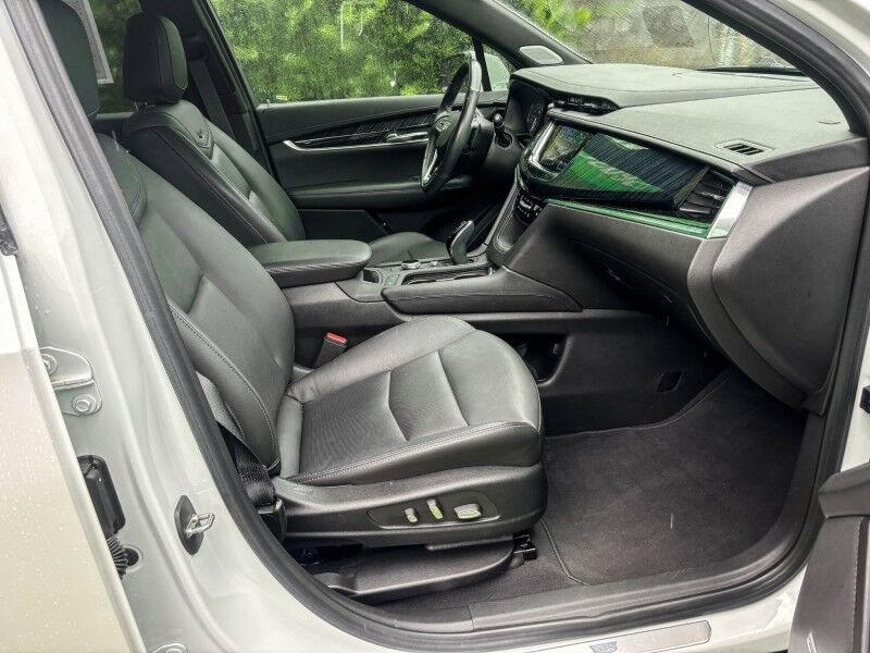 2023 Cadillac XT6 FWD Premium Luxury Wilmington NC