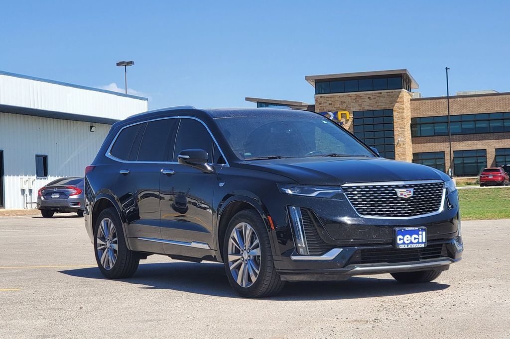 2023 Cadillac XT6 Premium Luxury