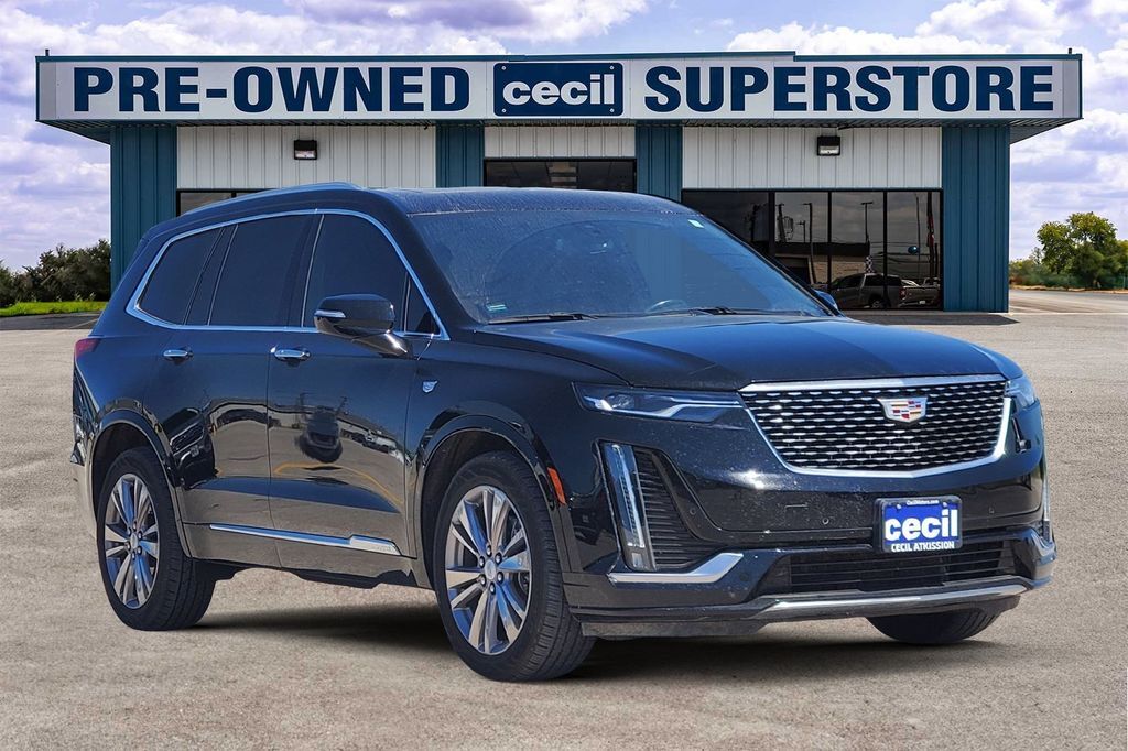 2023 Cadillac XT6 Premium Luxury
