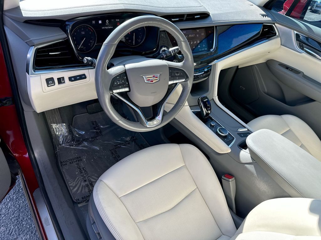 2023 Cadillac XT6 Premium Luxury