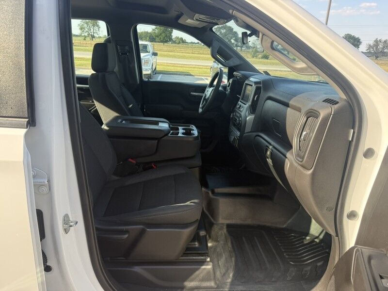 2023 Chevrolet 1500 4x4 5.3L V8 10k mi's! Work Truck Collinsville OK