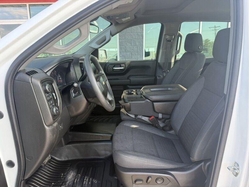 2023 Chevrolet 1500 4x4 5.3L V8 10k mi's! Work Truck Collinsville OK