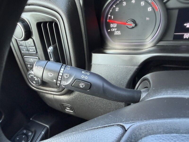 2023 Chevrolet 1500 4x4 5.3L V8 10k mi's! Work Truck Collinsville OK