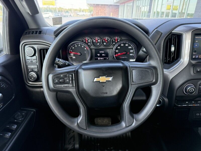 2023 Chevrolet 1500 4x4 5.3L V8 10k mi's! Work Truck Collinsville OK