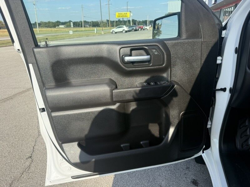 2023 Chevrolet 1500 4x4 5.3L V8 10k mi's! Work Truck Collinsville OK