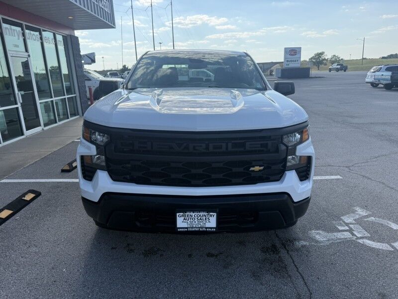 2023 Chevrolet 1500 4x4 5.3L V8 10k mi's! Work Truck Collinsville OK