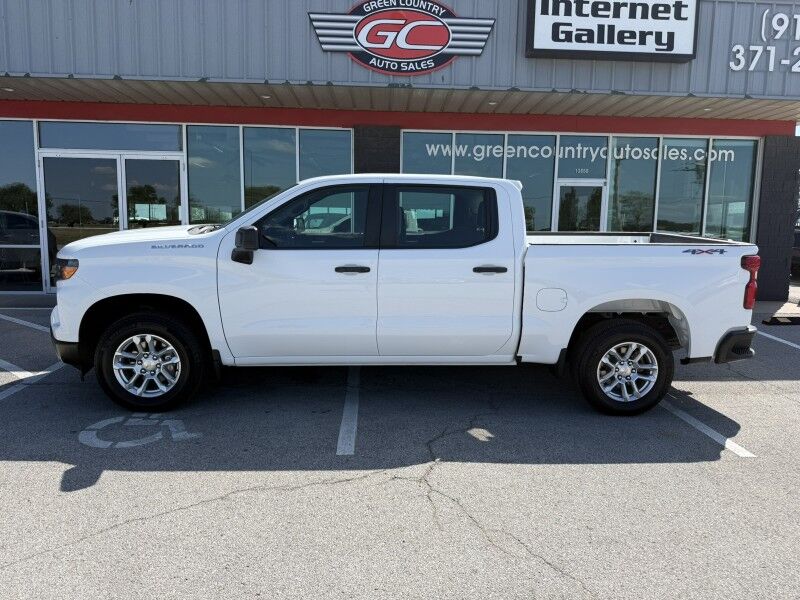 2023 Chevrolet 1500 4x4 5.3L V8 10k mi's! Work Truck Collinsville OK