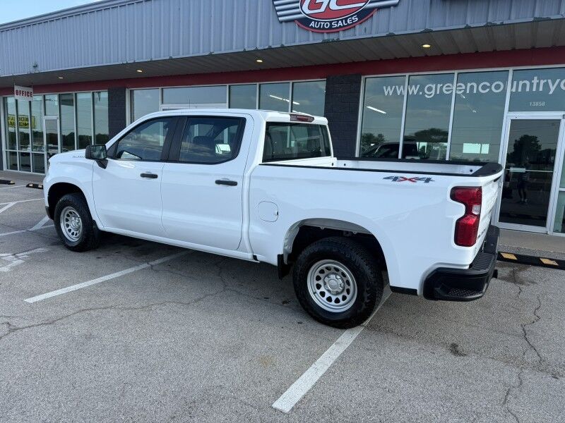 2023 Chevrolet 1500 4x4 5.3L V8 10k mi's! Work Truck Collinsville OK