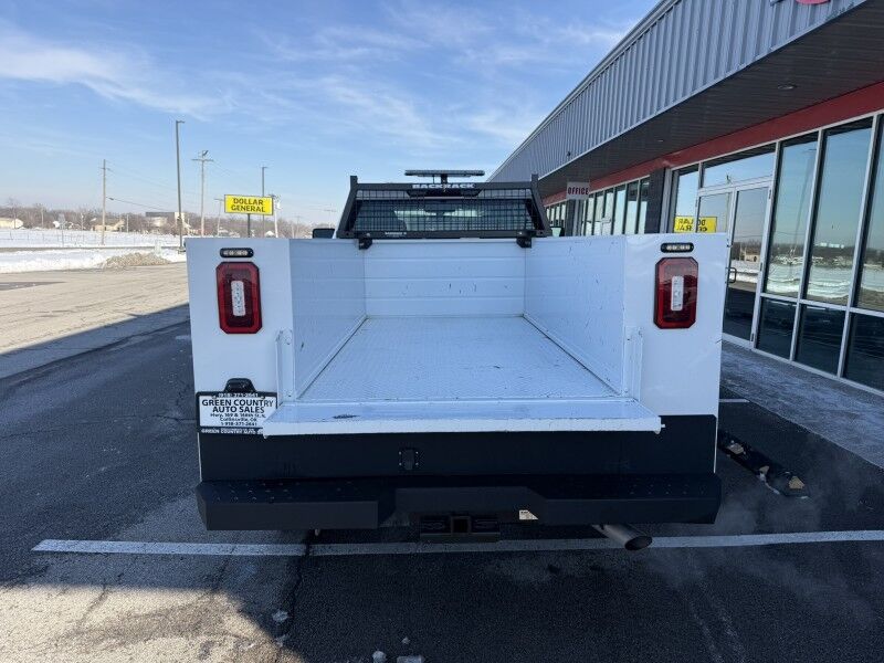 2023 Chevrolet 3500HD SRW 4x4 Utility 10k mi's Work Truck Collinsville OK