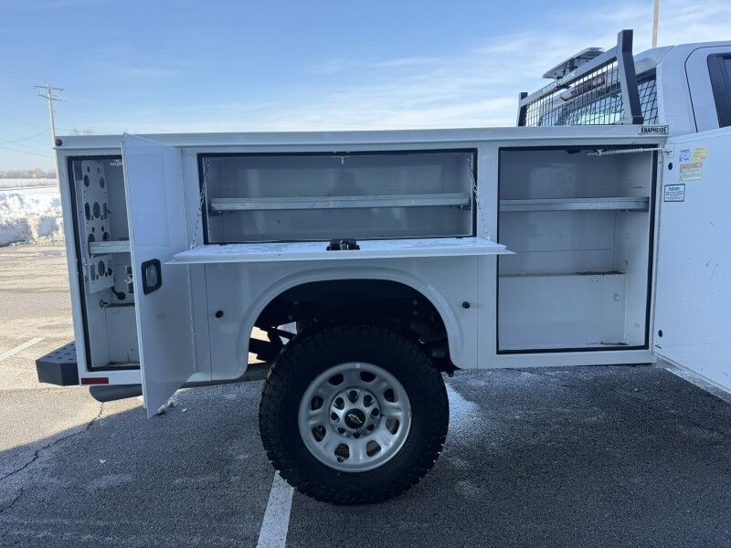 2023 Chevrolet 3500HD SRW 4x4 Utility 10k mi's Work Truck Collinsville OK