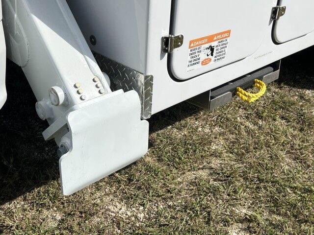 2023 Chevrolet 6500 HD 4x2 59' Dur-A-Lift DPM2-52DU Material Handling Insulated Bucket Truc Miami FL