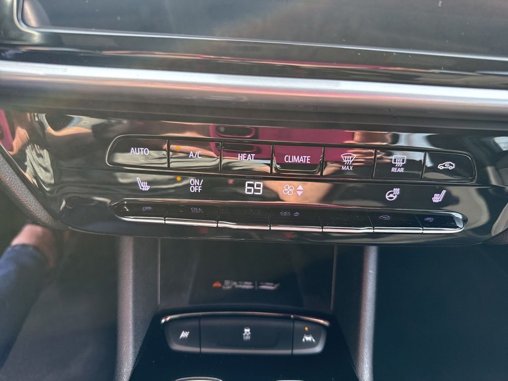 2023 Chevrolet Bolt EUV LT Mount Joy PA