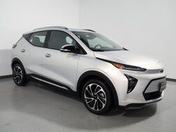 2023_Chevrolet_Bolt EUV Premier_*PANO MOONROOF, NAVIGATION, ADAPTIVE CRUISE, SAFETY ALERTS, 360 CAMERAS, COLOR TOUCHSCREEN, LEATHER, CLIMATE SEATS, HEATED STEERING, REMOTE START, BOSE, WIRELESS CHARGING, ANROID & APPLE_ Round Rock TX