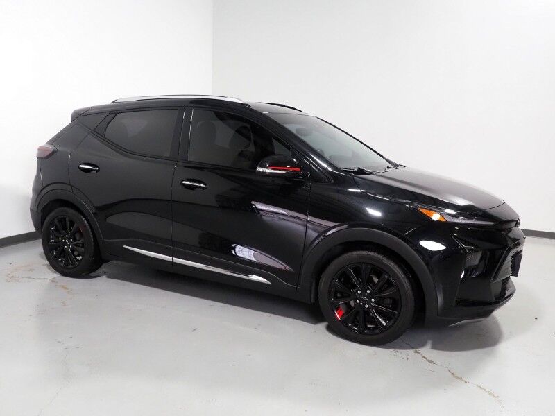 2023 Chevrolet Bolt EUV Premier *REDLINE PKG, SUPER CRUISE, SAFETY ALERTS, 360 CAMERAS, COLOR TOUCHSCREEN, LEATHER, CLIMATE SEATS, HEATED STEERING, REMOTE START, WIRELESS CHARGING, ANROID & APPLE