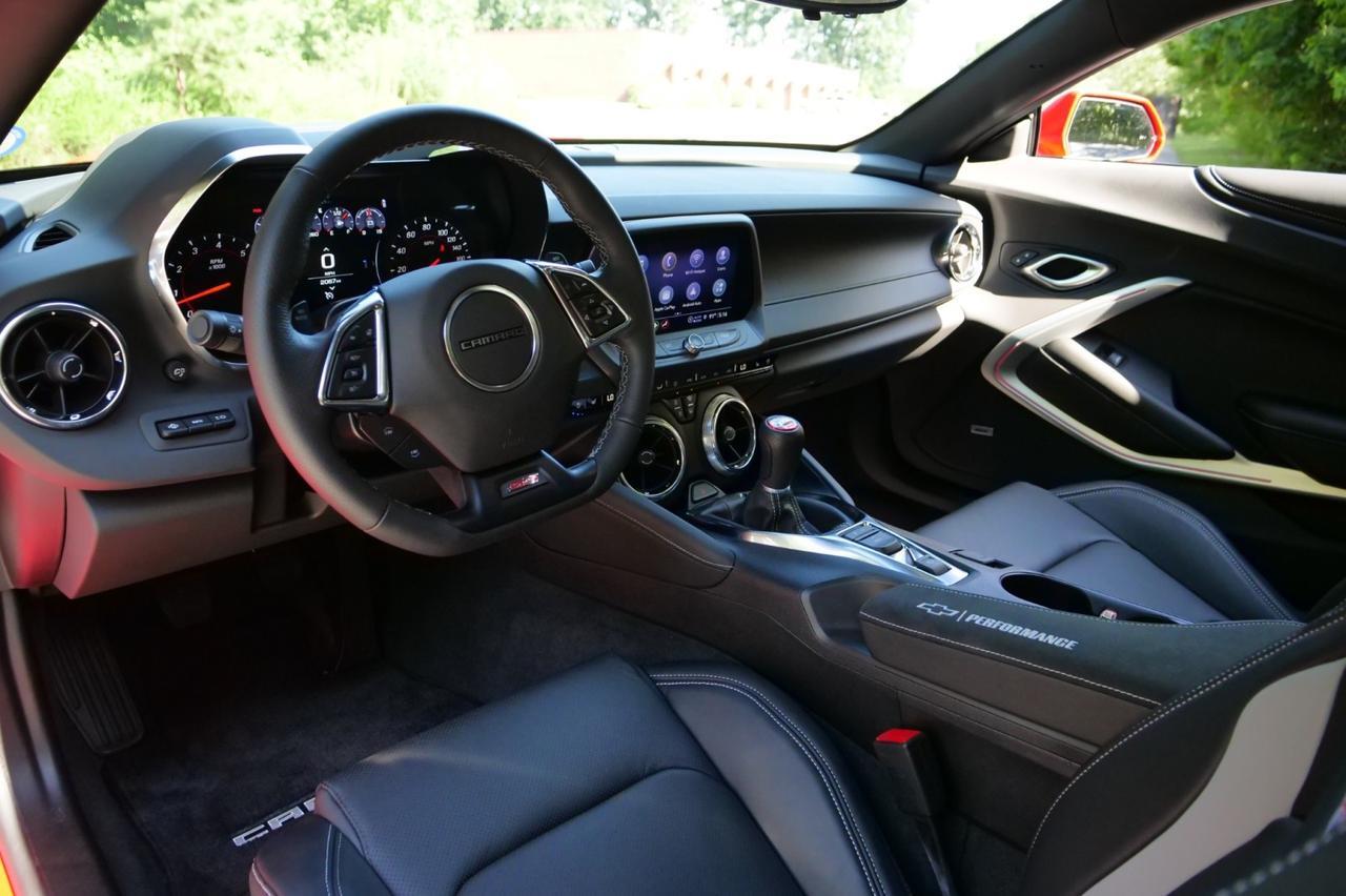 2023 Chevrolet Camaro 2SS / Manual / 6.2L V8 / Performance Exhaust! Lincolnton NC