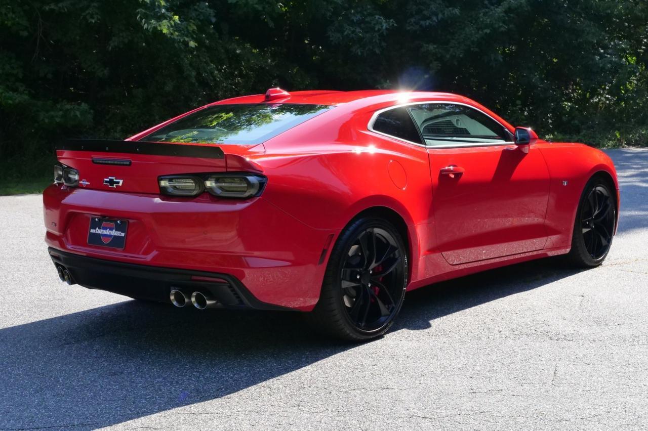2023 Chevrolet Camaro 2SS / Manual / 6.2L V8 / Performance Exhaust! Lincolnton NC