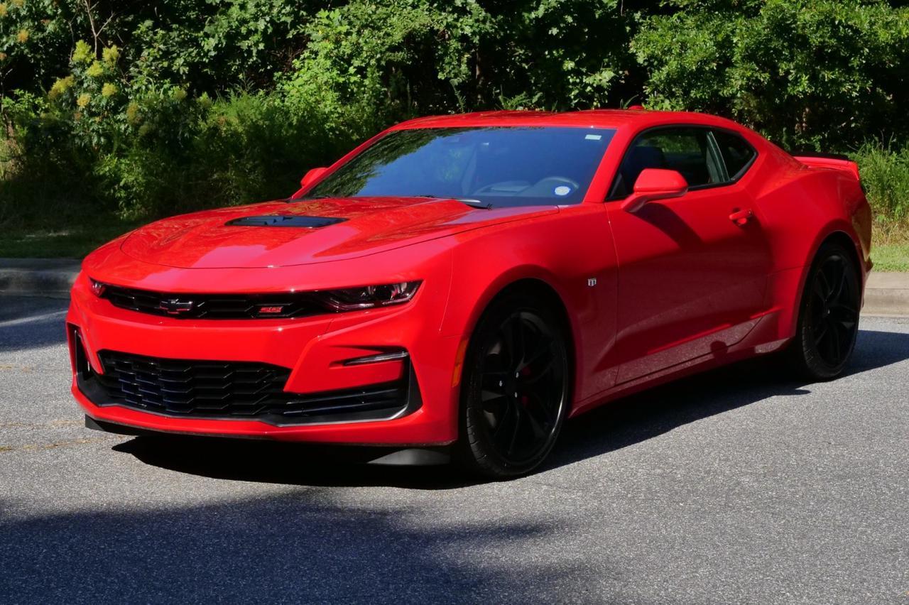 2023 Chevrolet Camaro 2SS / Manual / 6.2L V8 / Performance Exhaust! Lincolnton NC