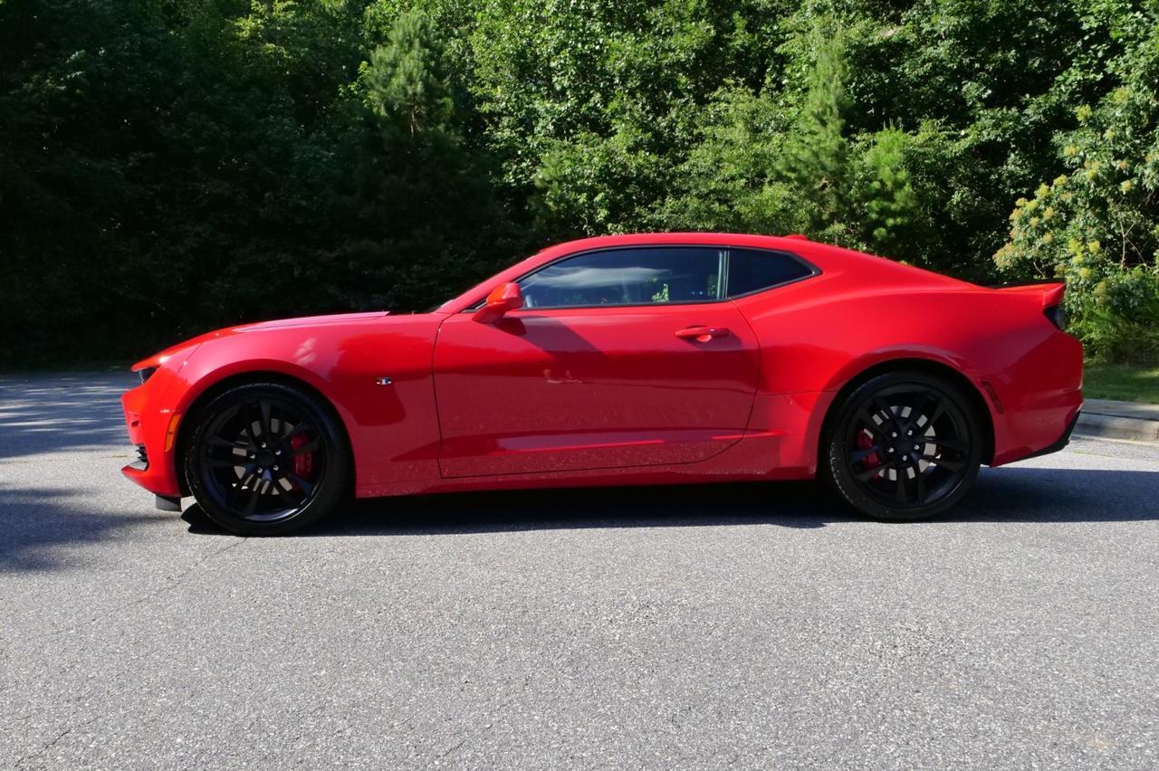 2023 Chevrolet Camaro 2SS / Manual / 6.2L V8 / Performance Exhaust! Lincolnton NC