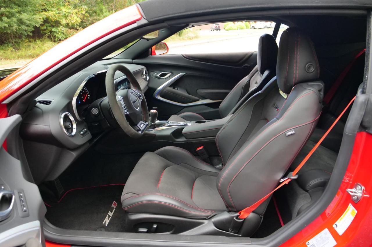 2023 Chevrolet Camaro Convertible ZL1 / Manual / Supercharged V8! Lincolnton NC