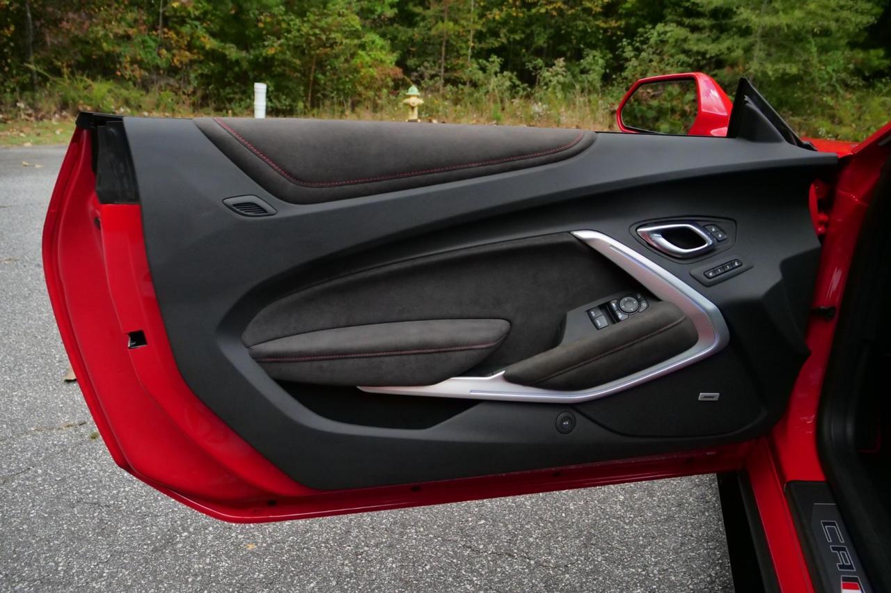 2023 Chevrolet Camaro Convertible ZL1 / Manual / Supercharged V8! Lincolnton NC