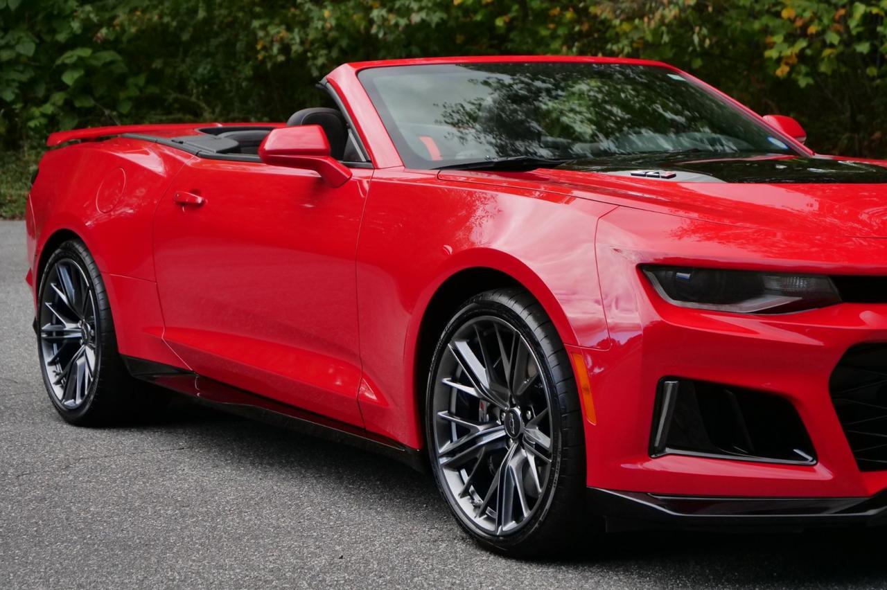 2023 Chevrolet Camaro Convertible ZL1 / Manual / Supercharged V8! Lincolnton NC