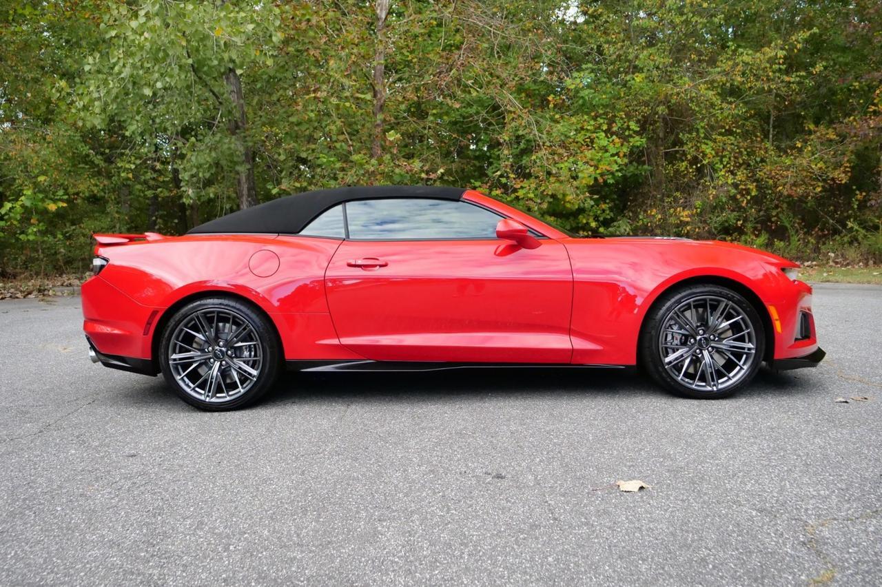2023 Chevrolet Camaro Convertible ZL1 / Manual / Supercharged V8! Lincolnton NC