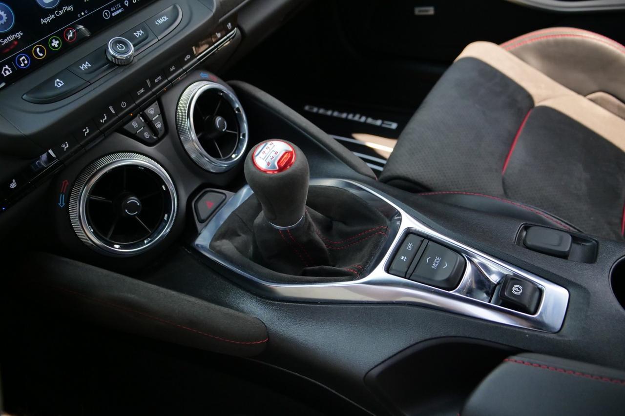 2023 Chevrolet Camaro ZL1 / Manual / 6.2L Supercharged V8 / Corsa Exhaust! Lincolnton NC