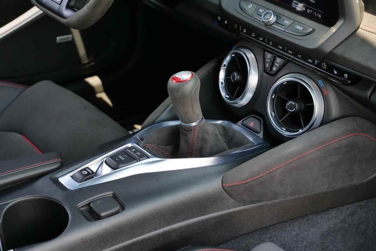 2023 Chevrolet Camaro ZL1 / Manual / 6.2L Supercharged V8 / Corsa Exhaust! Lincolnton NC