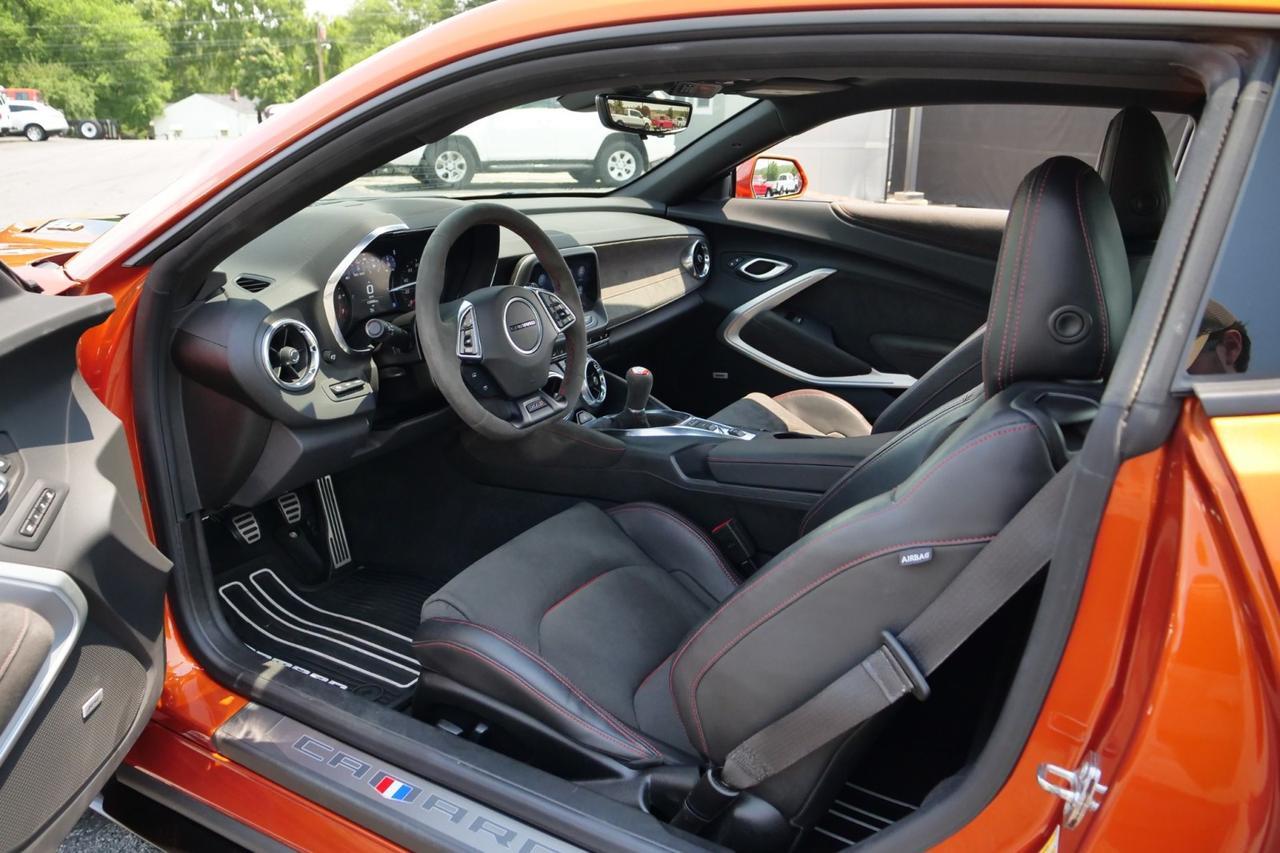 2023 Chevrolet Camaro ZL1 / Manual / 6.2L Supercharged V8 / Corsa Exhaust! Lincolnton NC