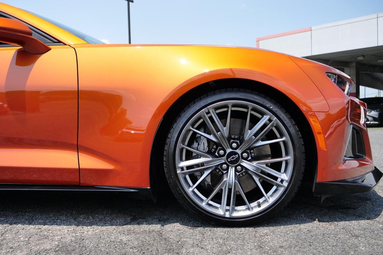 2023 Chevrolet Camaro ZL1 / Manual / 6.2L Supercharged V8 / Corsa Exhaust! Lincolnton NC