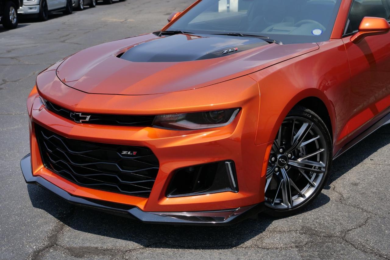 2023 Chevrolet Camaro ZL1 / Manual / 6.2L Supercharged V8 / Corsa Exhaust! Lincolnton NC