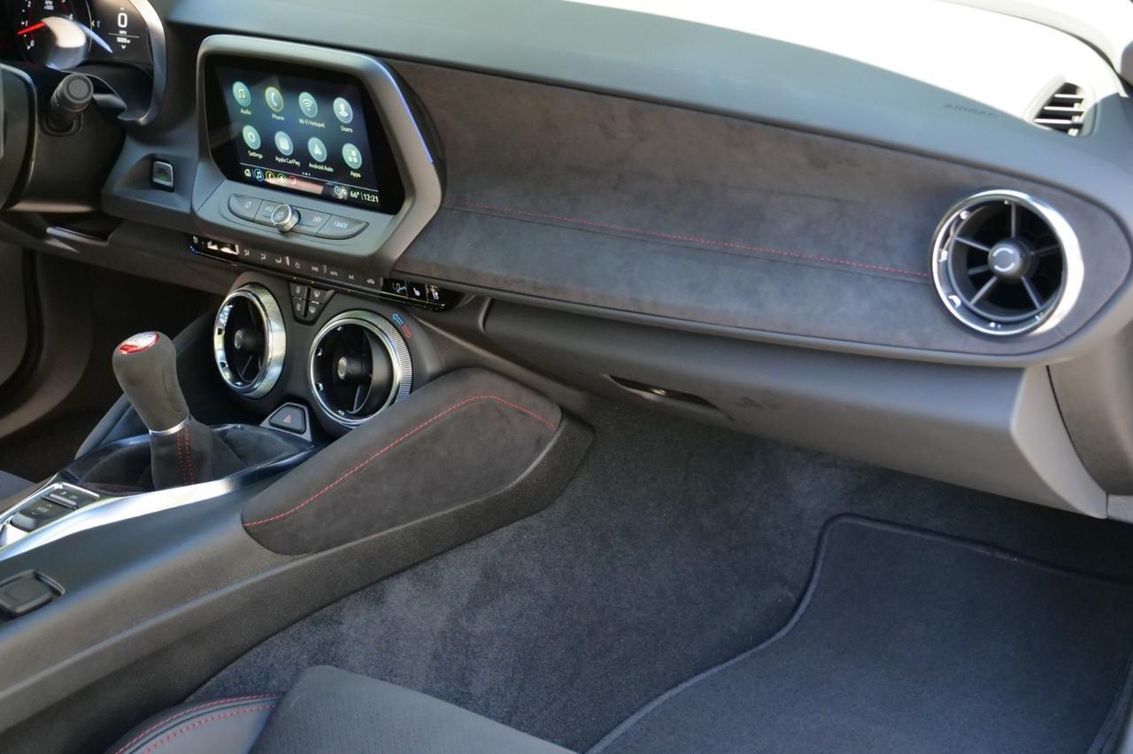 2023 Chevrolet Camaro ZL1 / Manual / Supercharged V8 / Cooled Seats! Lincolnton NC