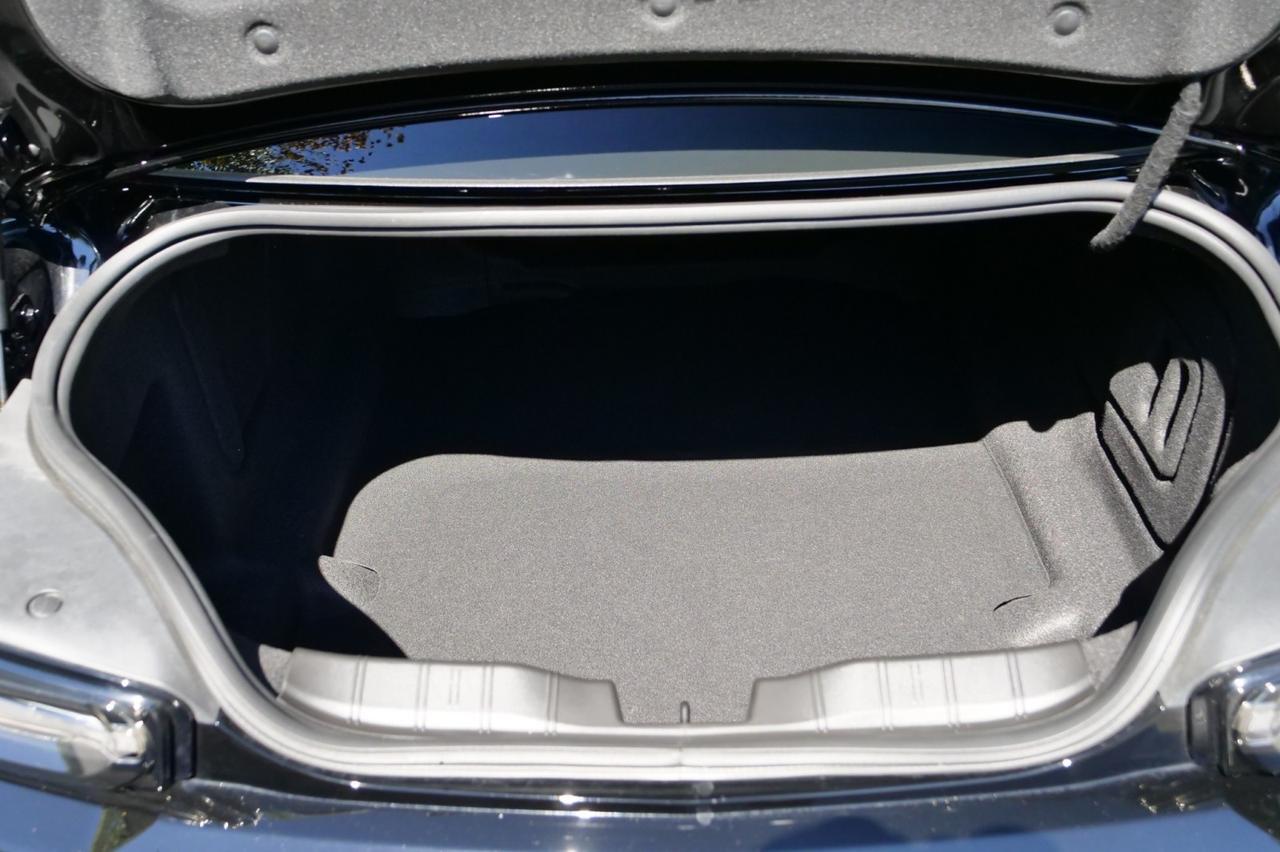 2023 Chevrolet Camaro ZL1 / Manual / Supercharged V8 / Cooled Seats! Lincolnton NC