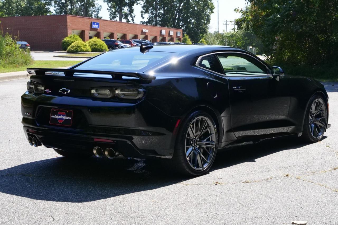 2023 Chevrolet Camaro ZL1 / Manual / Supercharged V8 / Cooled Seats! Lincolnton NC