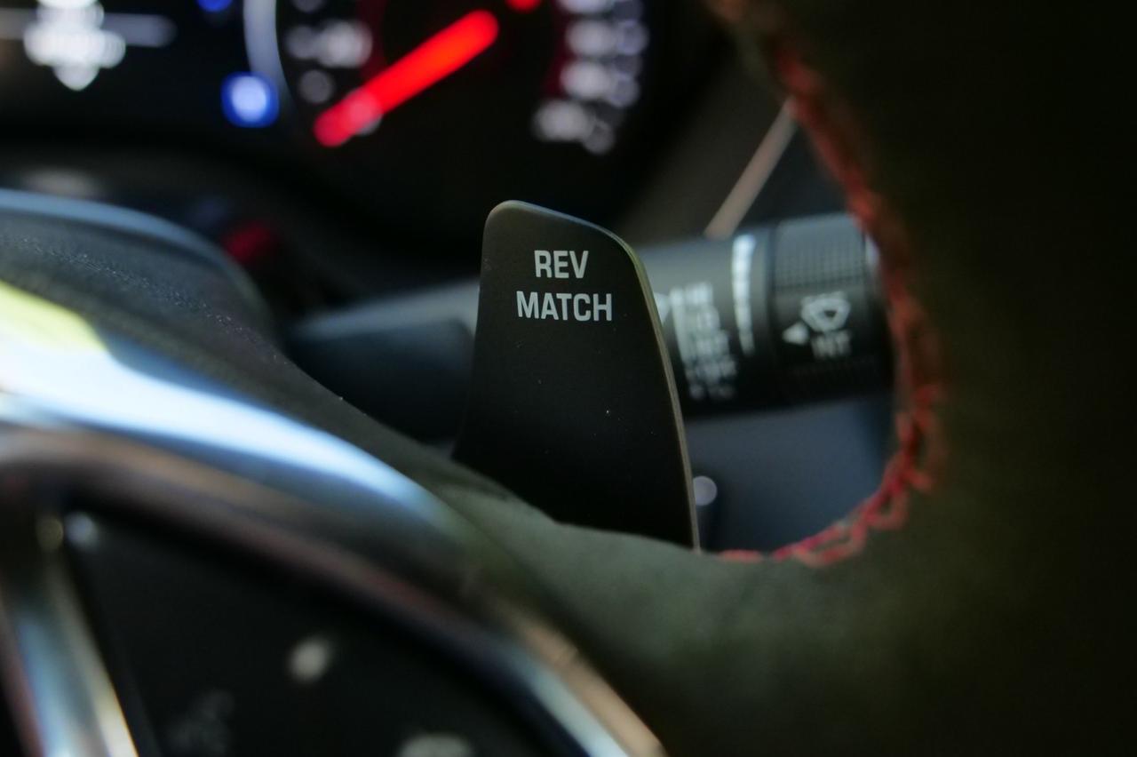 2023 Chevrolet Camaro ZL1 / Manual / Supercharged V8 / Cooled Seats! Lincolnton NC