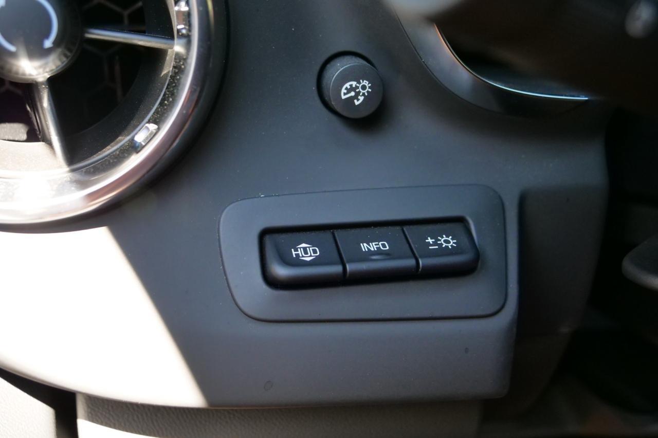 2023 Chevrolet Camaro ZL1 / Manual / Supercharged V8 / Cooled Seats! Lincolnton NC