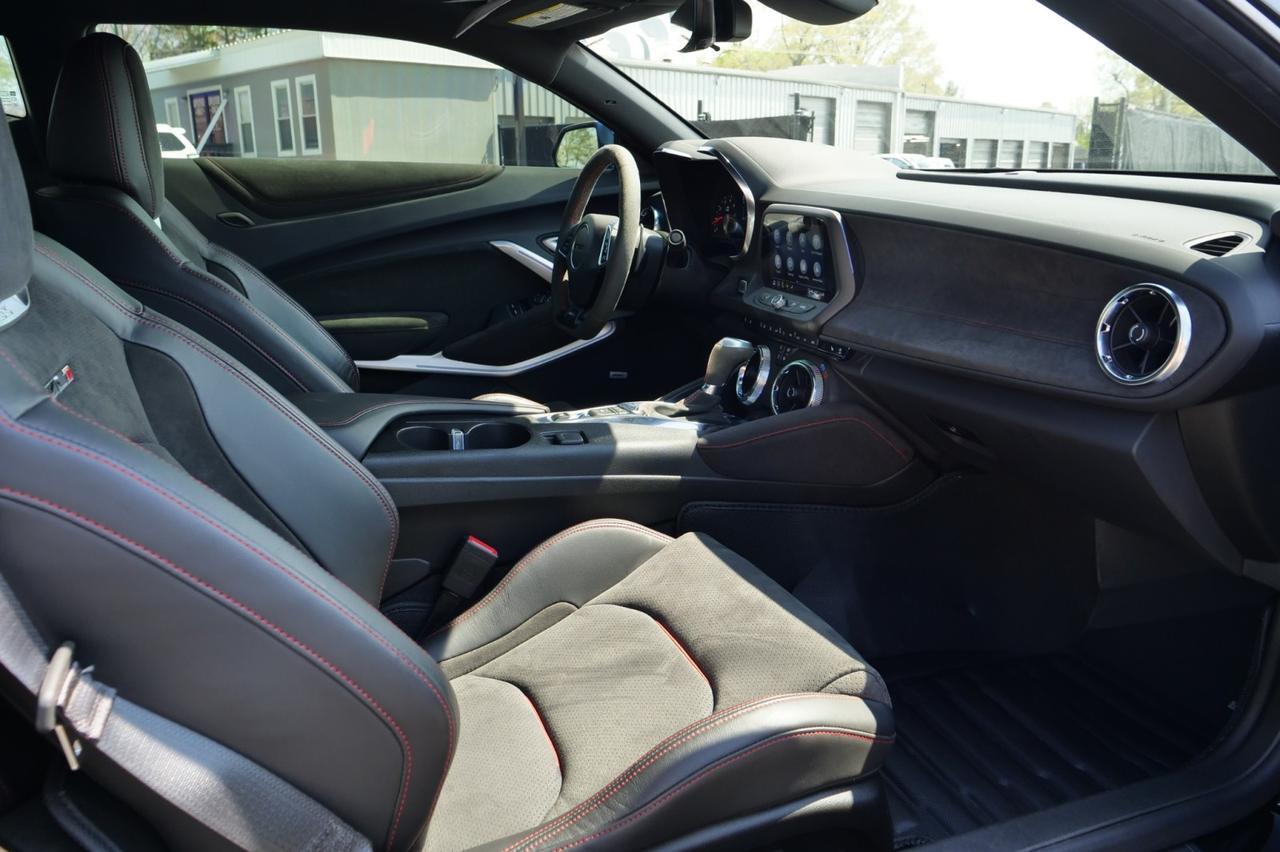 2023 Chevrolet Camaro ZL1 / Supercharged V8 / Power Sunroof! Lincolnton NC