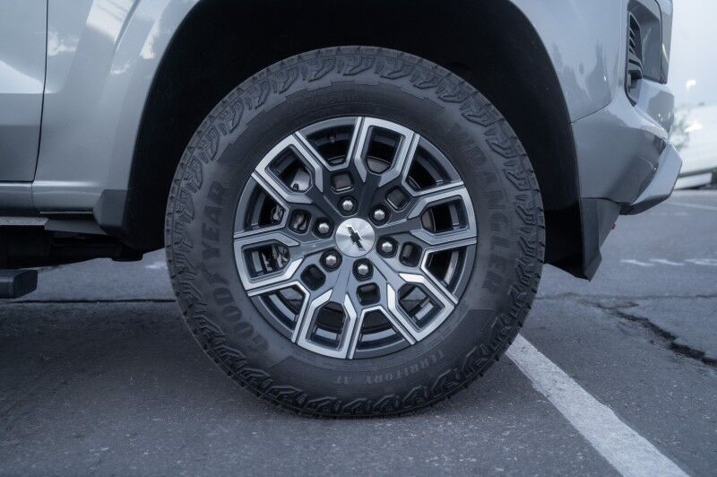 2023 Chevrolet Colorado 4WD Crew Cab Z71 Pickup Peoria AZ