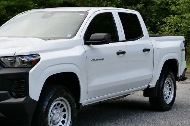 2023 Chevrolet Colorado Work Truck 4X4 / Trailering Package / 2.7L Turbo Plus! High Point NC