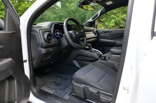 2023 Chevrolet Colorado Work Truck 4X4 / Trailering Package / 2.7L Turbo Plus! High Point NC