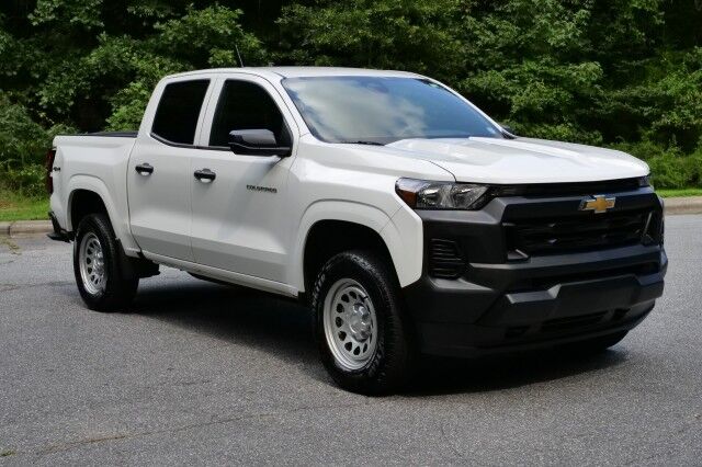 2023 Chevrolet Colorado Work Truck 4X4 / Trailering Package / 2.7L Turbo Plus! High Point NC