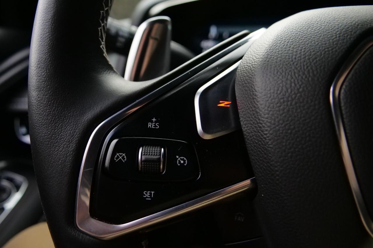 2023 Chevrolet Corvette 2LT / Front Lift Adjust / Performance Exhaust! Lincolnton NC