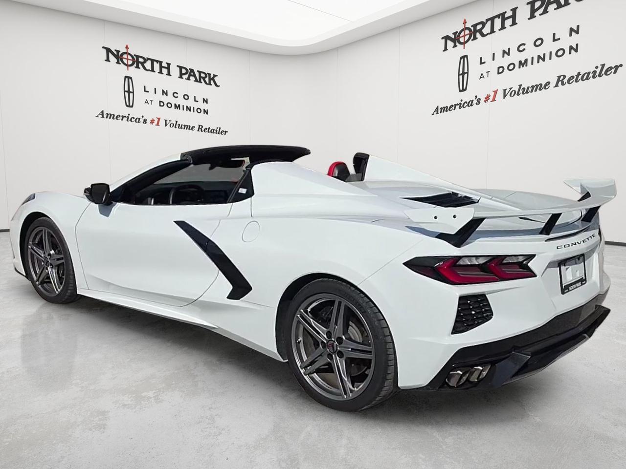 2023 Chevrolet Corvette 2LT